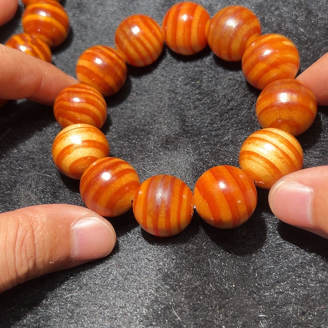 贝壳杉（血龙木）无事牌