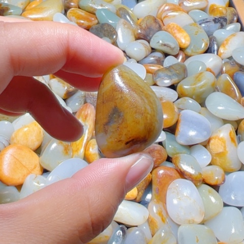 和田玉（子料）未镶嵌颈饰12.3克