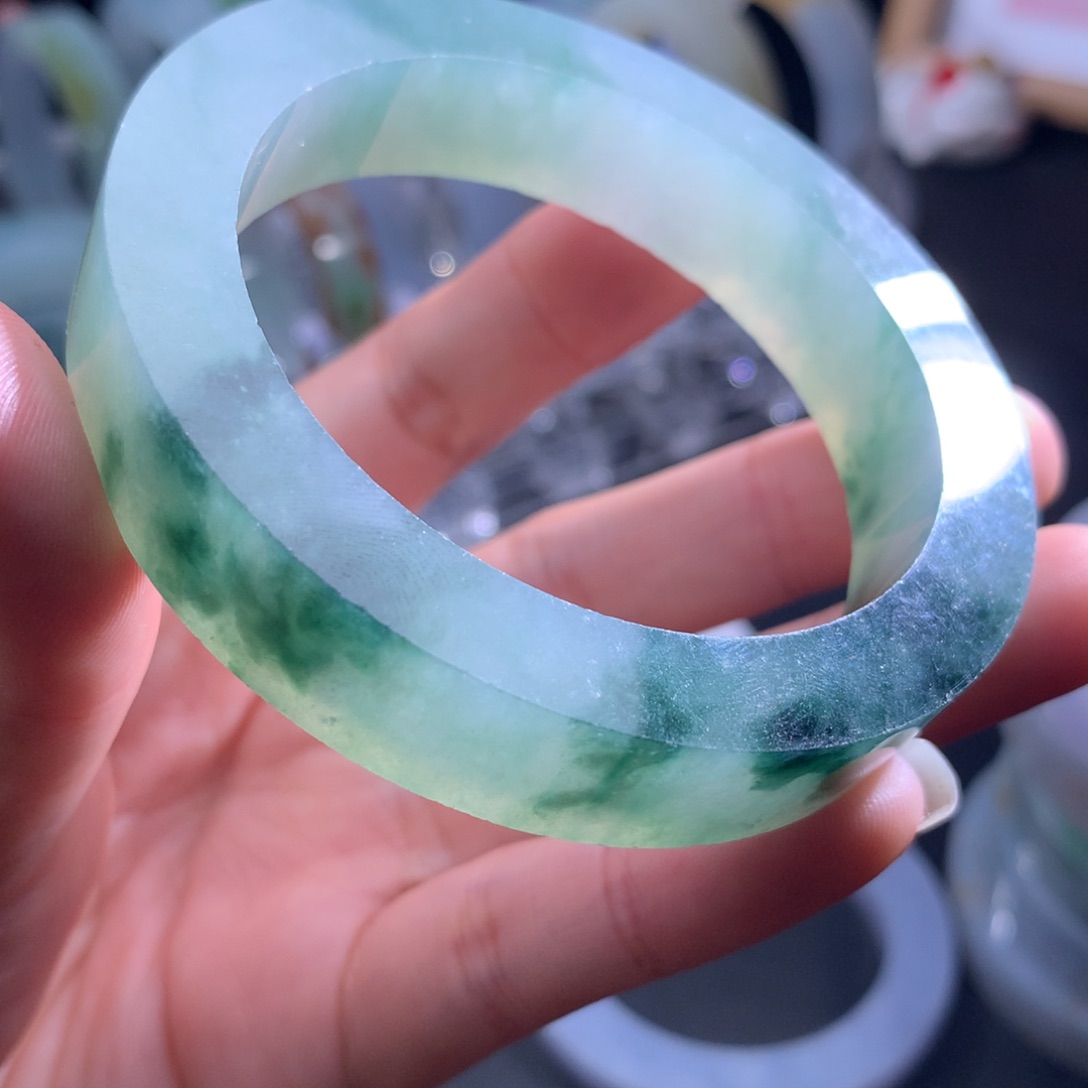 定制翡翠手镯未镶嵌