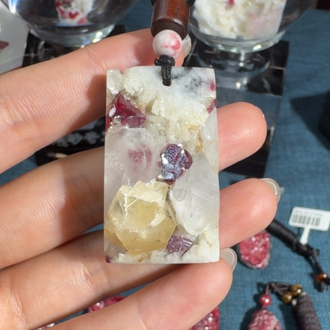 守****天然辰砂天然朱砂