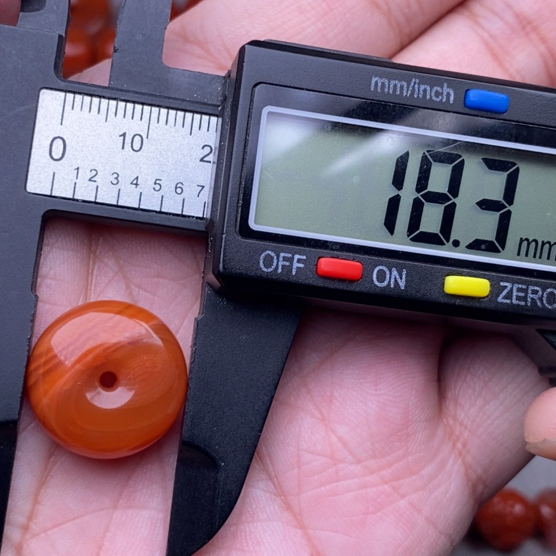 南红玛瑙配饰未镶嵌有瑕疵特惠