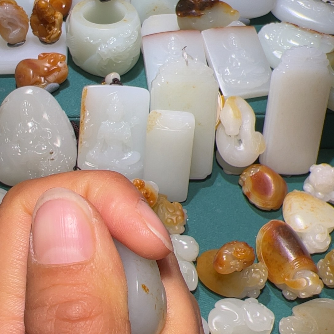 和田玉吊坠(不含链)未镶嵌$***$