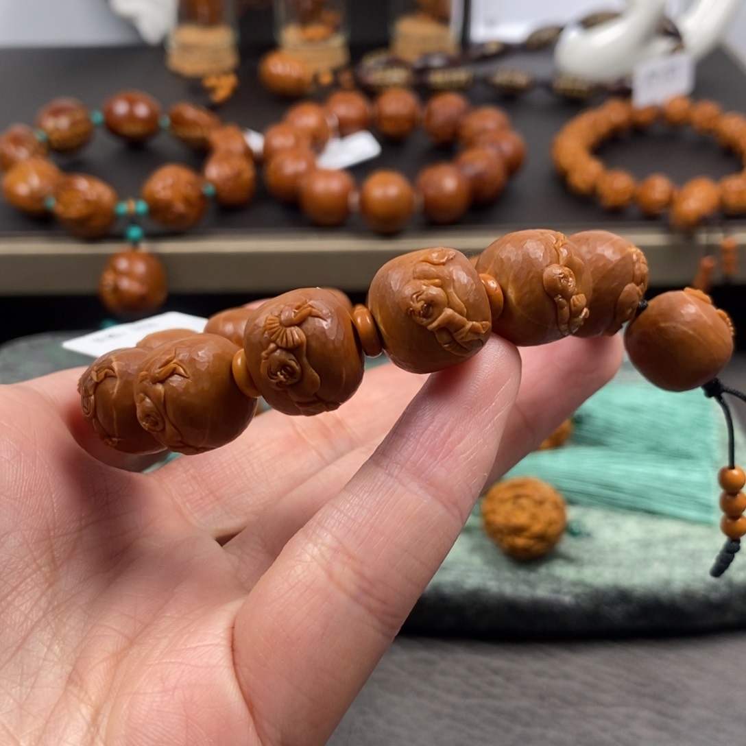 橄榄核手串/手链老型弥勒1.45