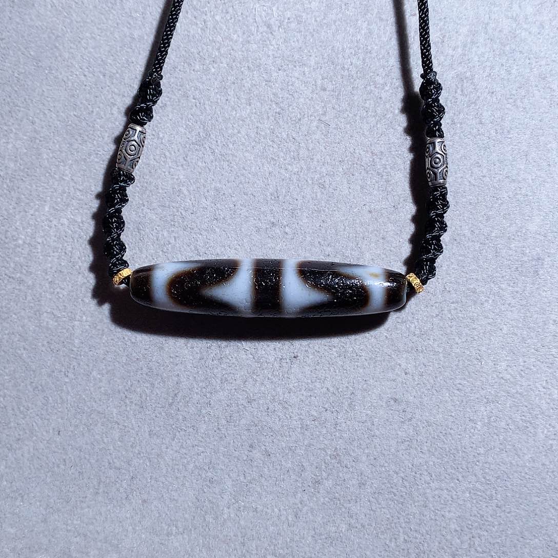 玛瑙/玉髓颈饰合金