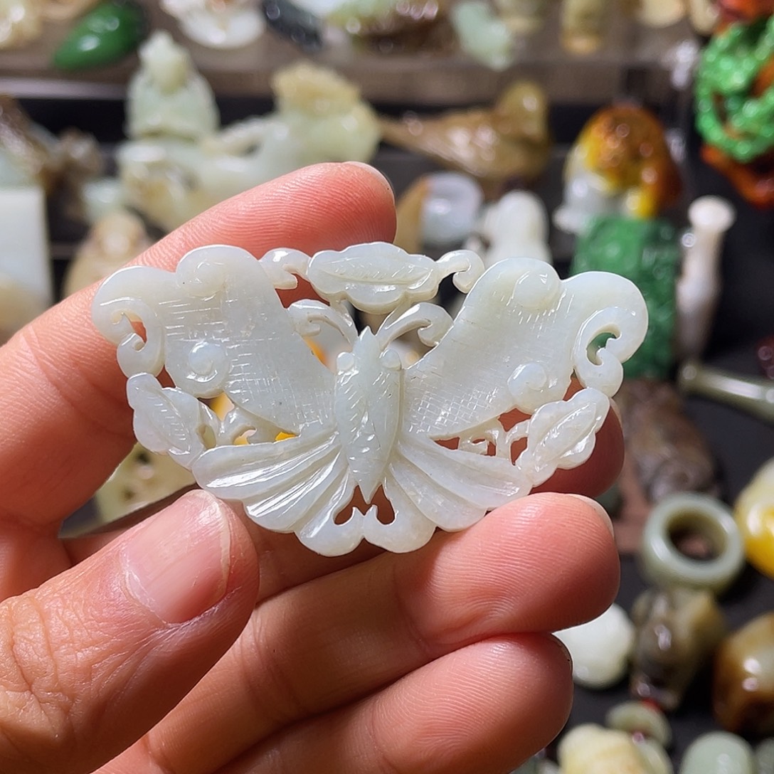 和田玉（糖玉）未镶嵌颈饰