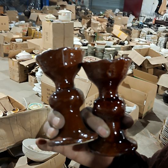 绿泥盘子碗茶壶啥都有