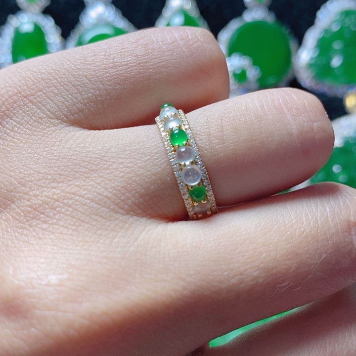 翡翠颈饰18K金镶嵌