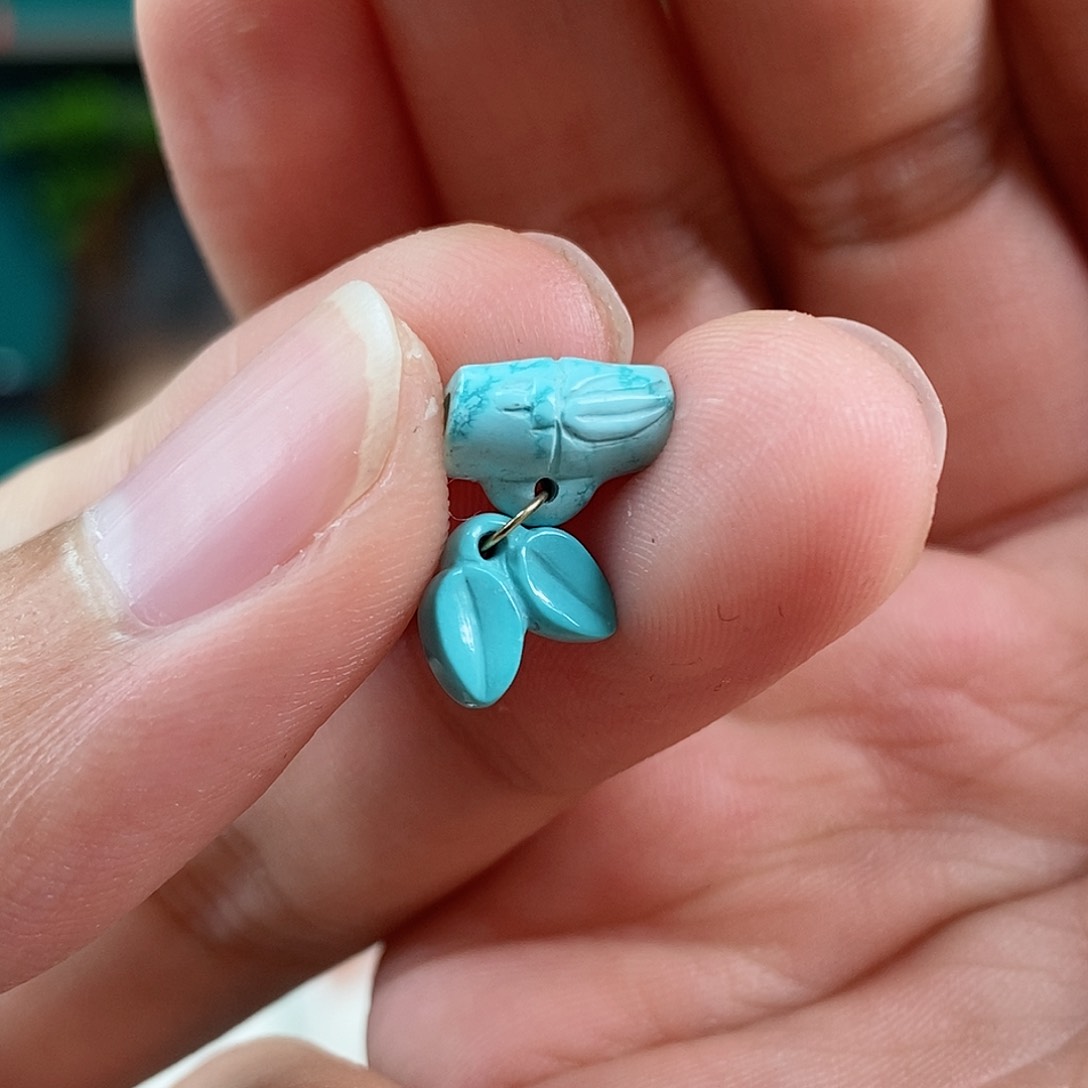 绿松石珠宝奇石18K金镶嵌