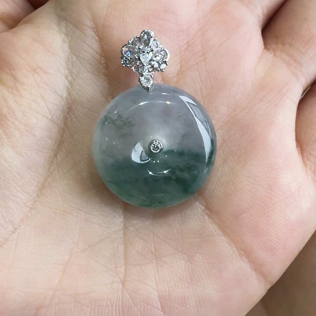 翡翠颈饰18K金镶嵌平安扣