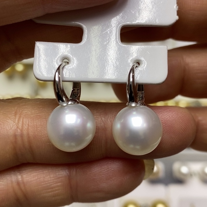 海水珍珠澳白珍珠耳环18K金镶嵌