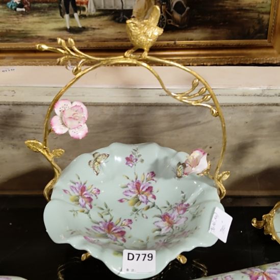 陶瓷铜配瓷果盘摆件高36厘米宽27厘米默认手工痕迹特价出