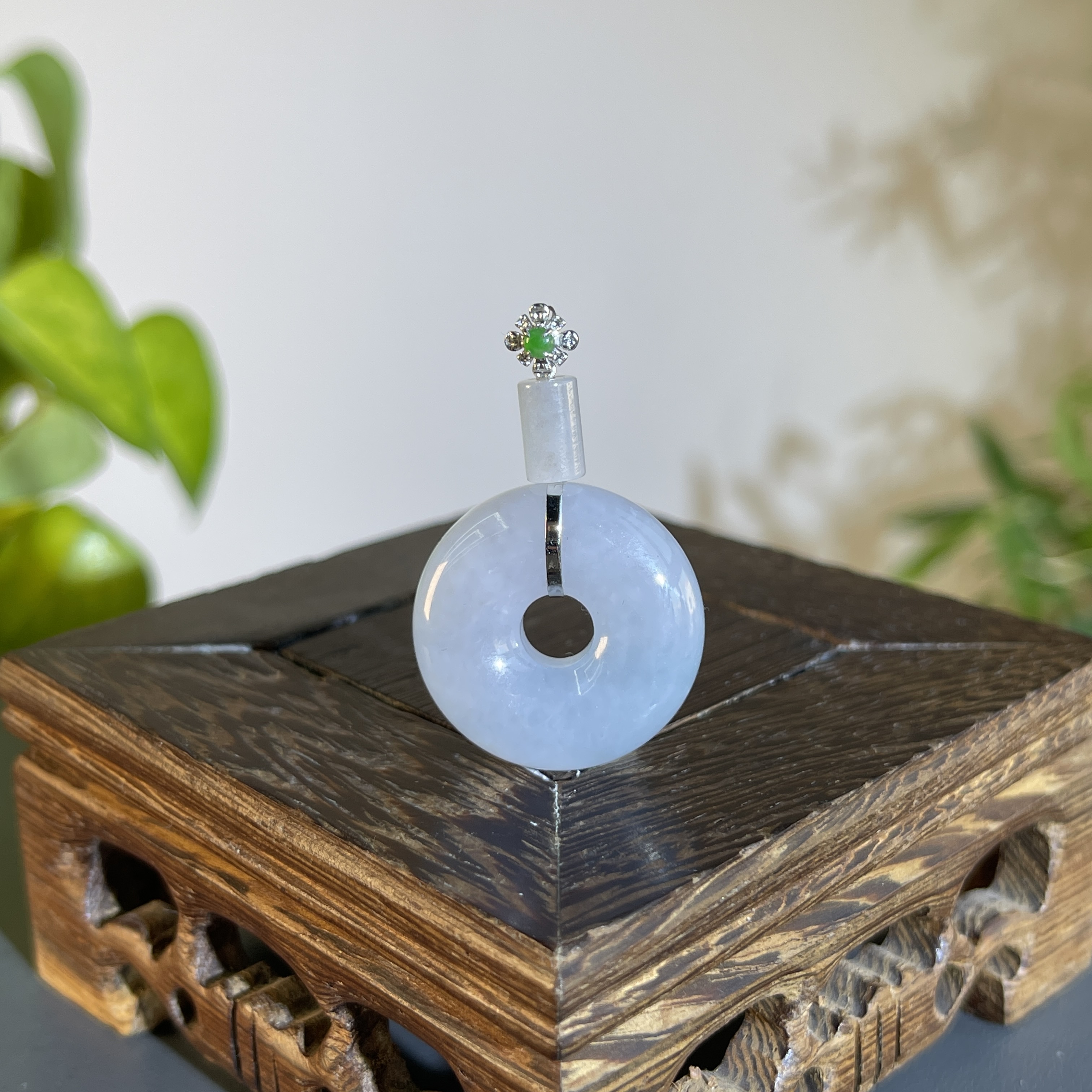 JXB13-105  天然缅甸A货翡翠 18K金钻镶嵌甜甜圈