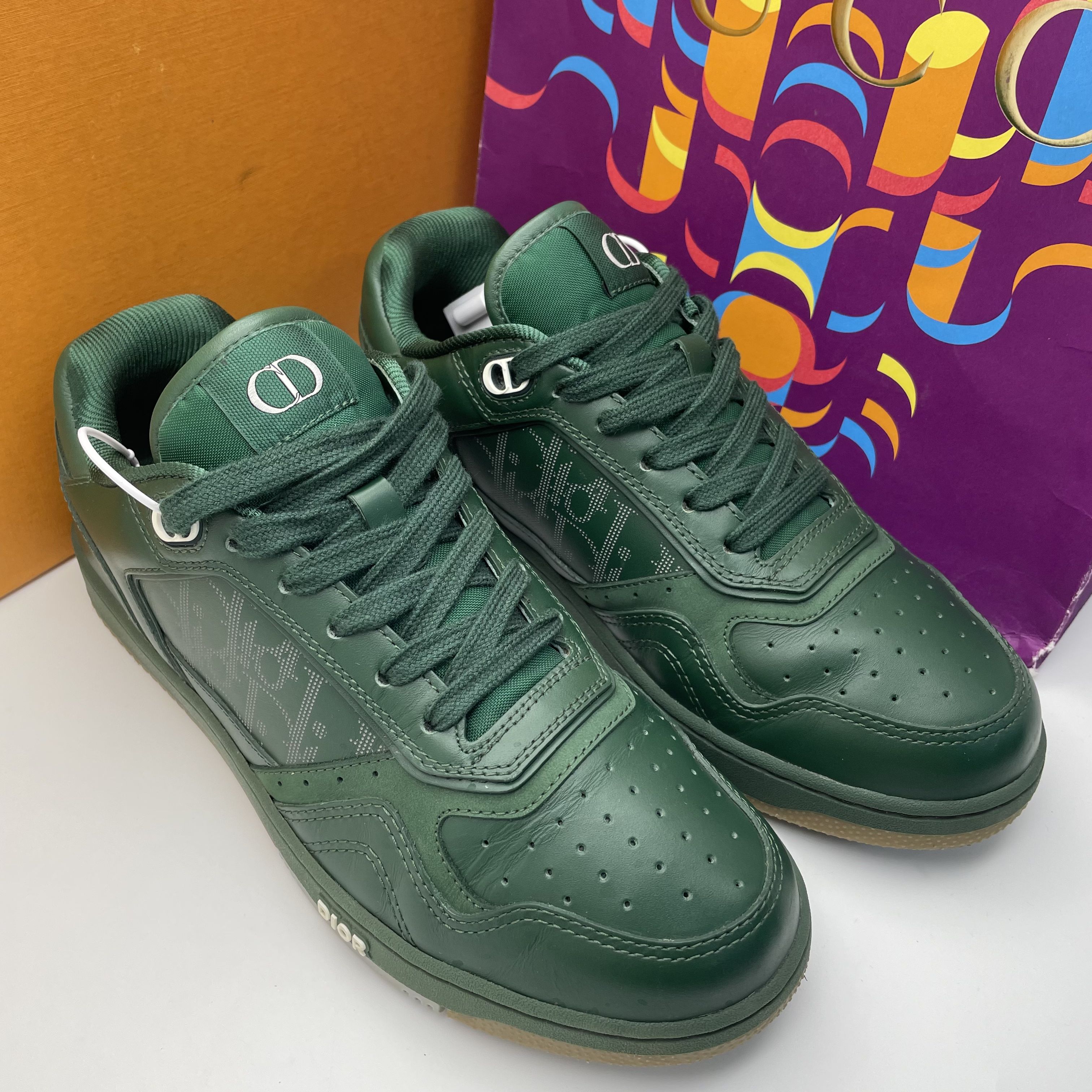 95新 DIOR/迪奥 /39码/B27绿色印花款时尚舒适男款板鞋