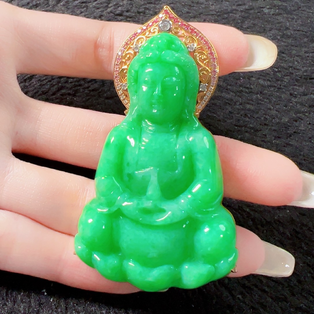 翡翠18K金镶嵌颈饰签收后24小时鉴赏期，过时不退