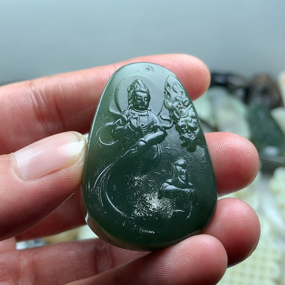 和田玉挂件未镶嵌