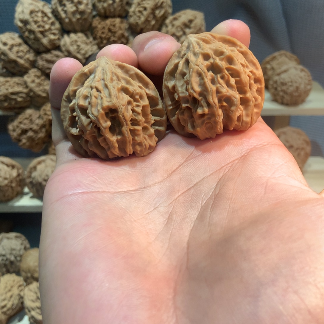 九龙灯文玩核桃全品