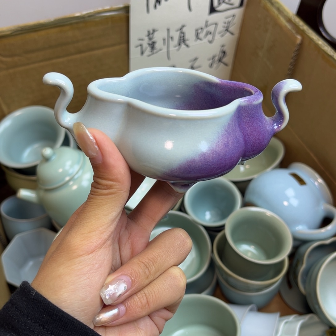 摆件陶明**朗哈哈哈哈哈哈哈