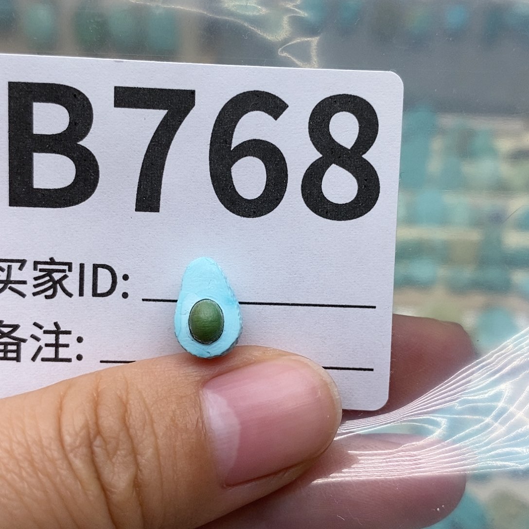 绿松石配饰未镶嵌