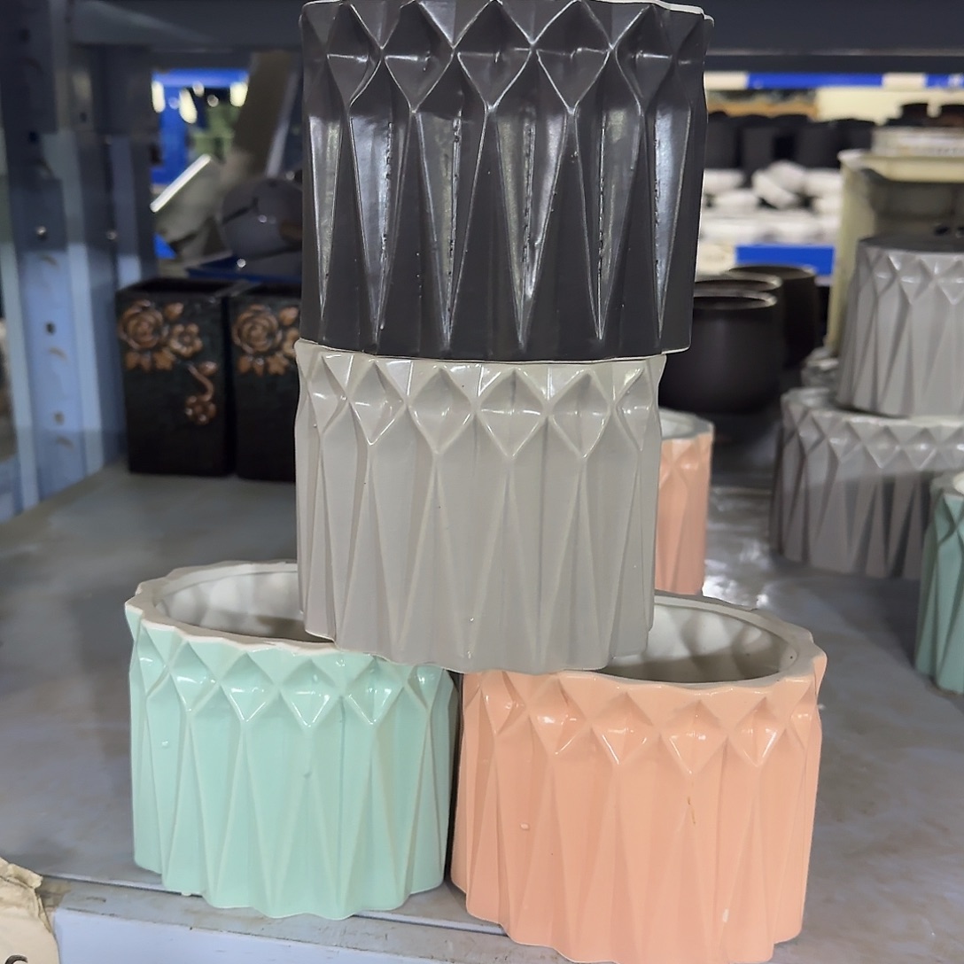 4个：全场尾货处理满15元发：6035随机颜色……