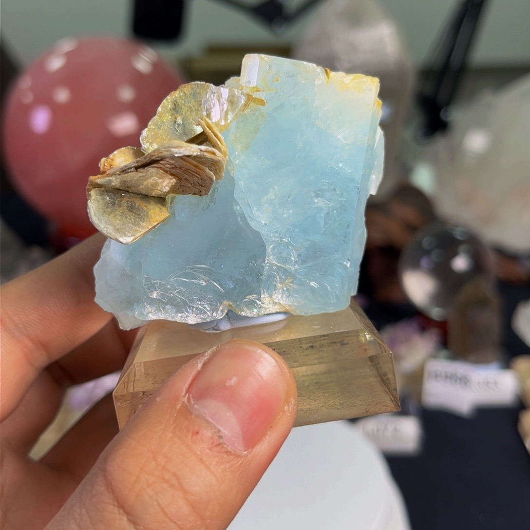 水晶天然水晶家居摆件未镶嵌白****南