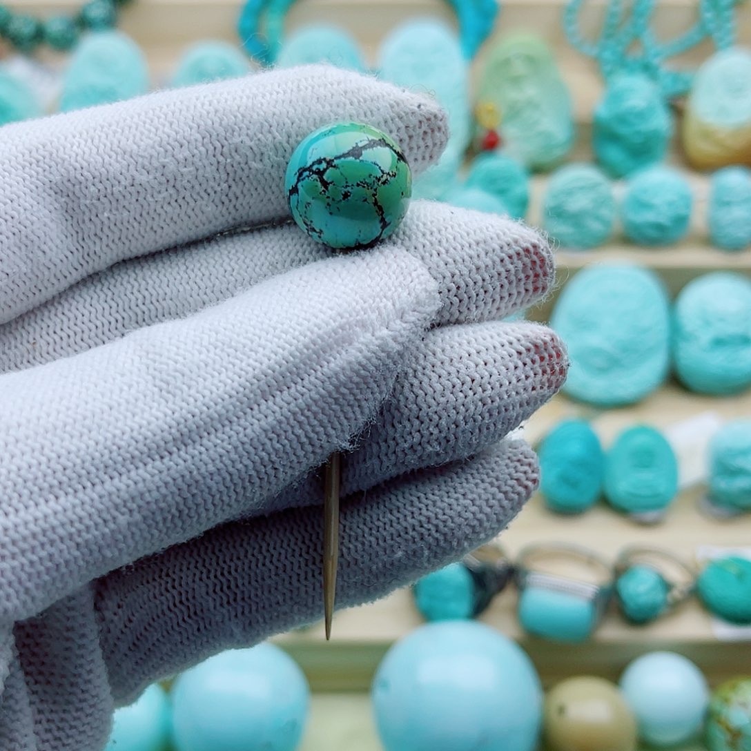 绿松石未镶嵌珠宝奇石