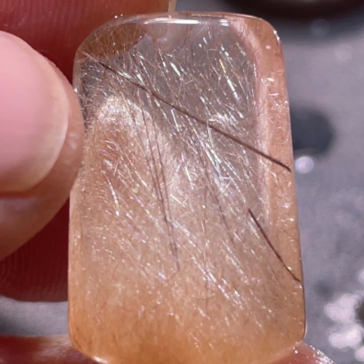 o***ᴳ未镶嵌发晶颈饰钛