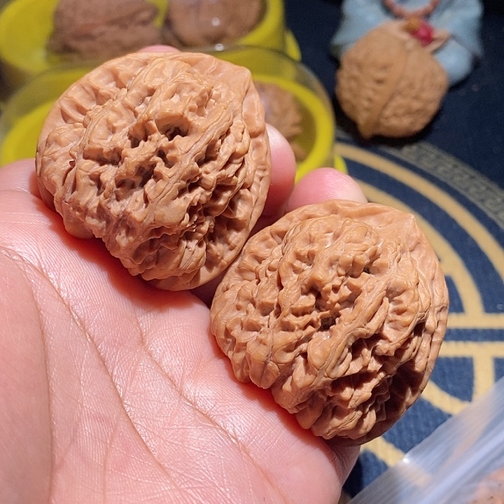 【闪购商品】文玩核桃吊坠紫*金蟾王