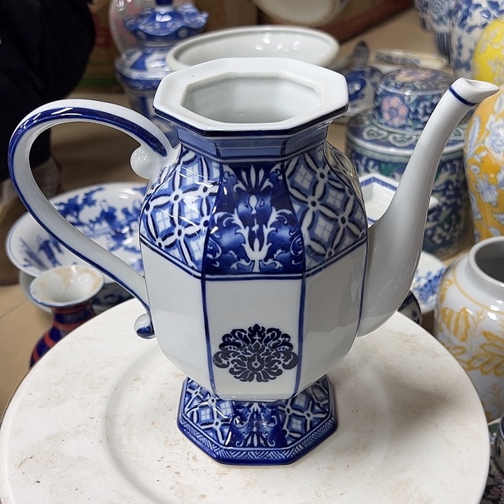 瓷片微瑕。。。。。。。。。。。。。。