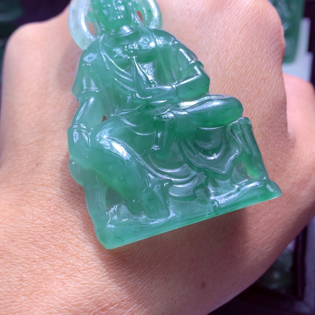 定制翡翠未镶嵌天然翡翠A货毛货挂件