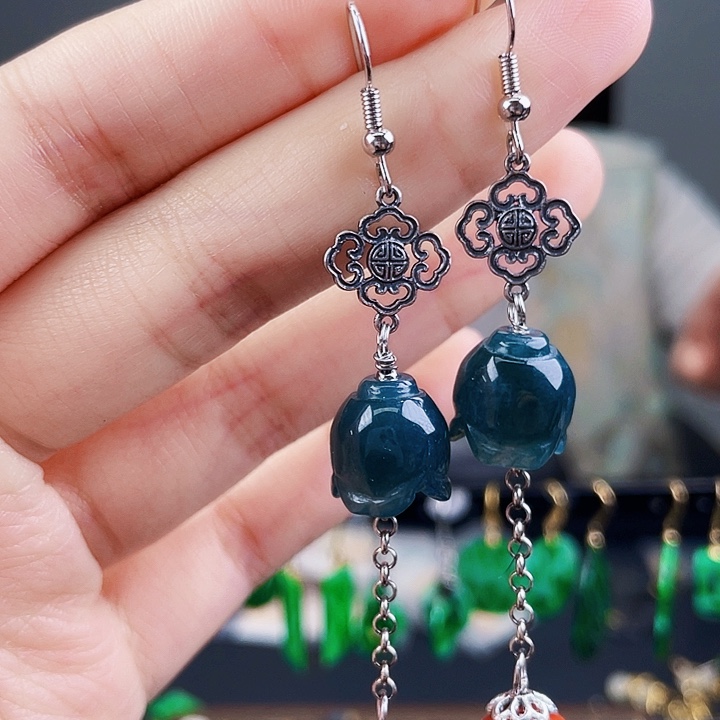 翡翠耳饰未镶嵌饰品