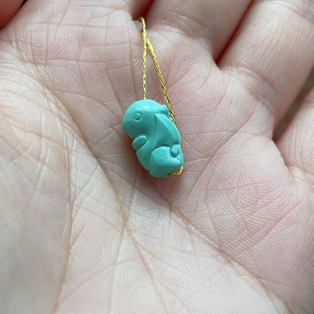 绿松石颈饰未镶嵌