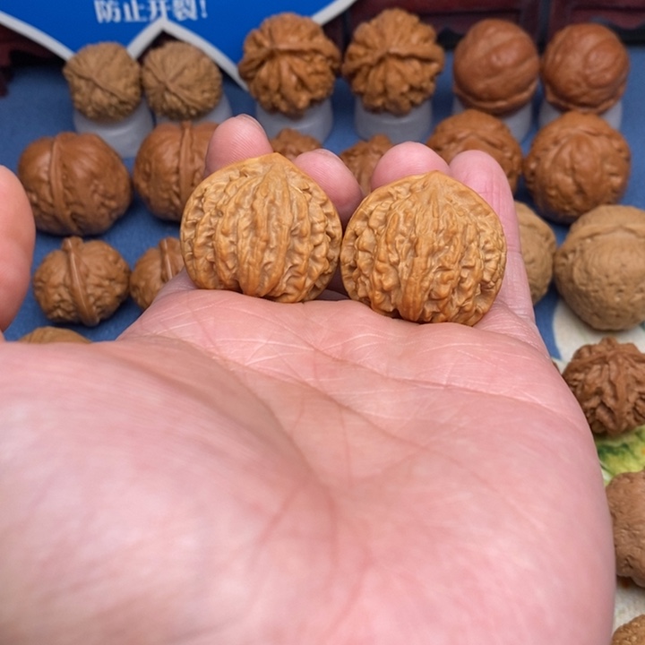 文玩核桃把件…………