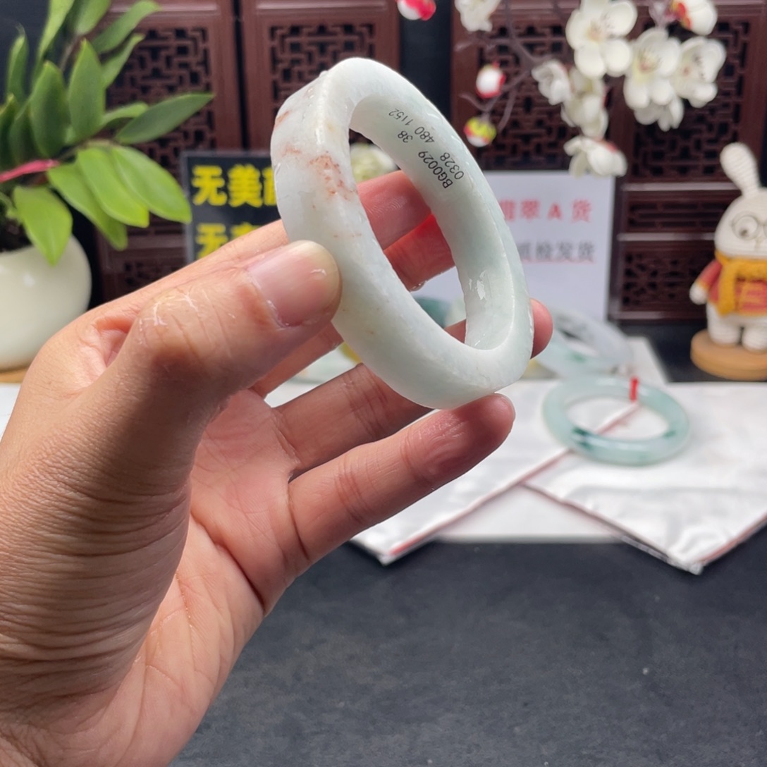 定制翡翠未镶嵌翡翠手镯定制