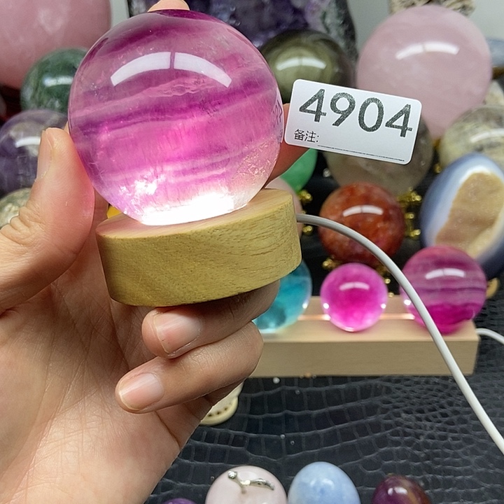 水晶摆件未镶嵌?***枫摆件