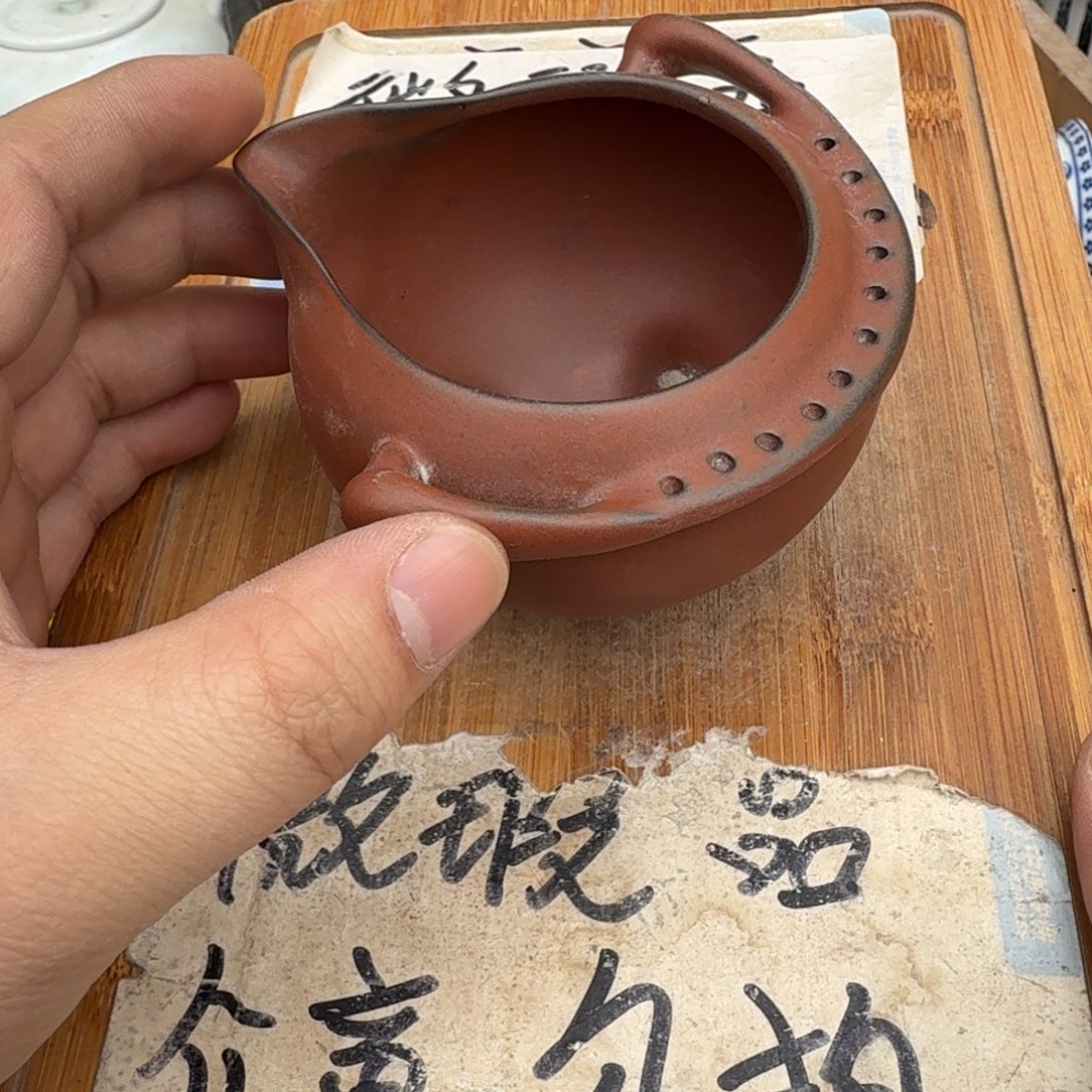 微瑕疵介意勿拍陶瓷器皿@168