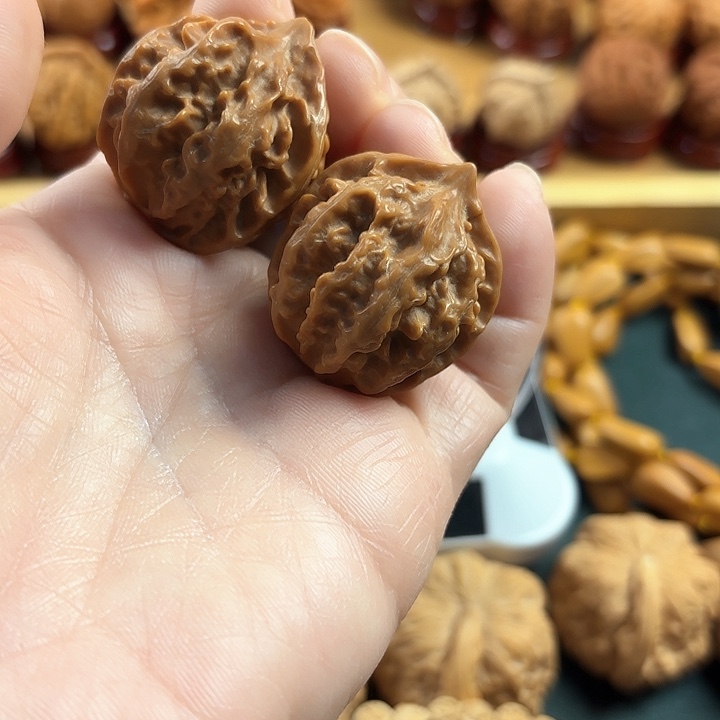 文玩核桃吊坠云朵476