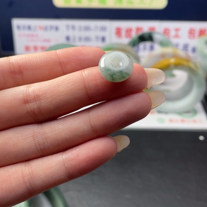 【闪购商品】未镶嵌翡翠定制翡翠