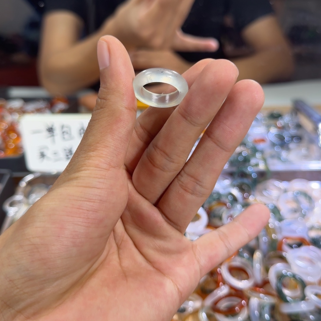 玛瑙/玉髓戒指未镶嵌58号11 圈有瑕疵买三送一