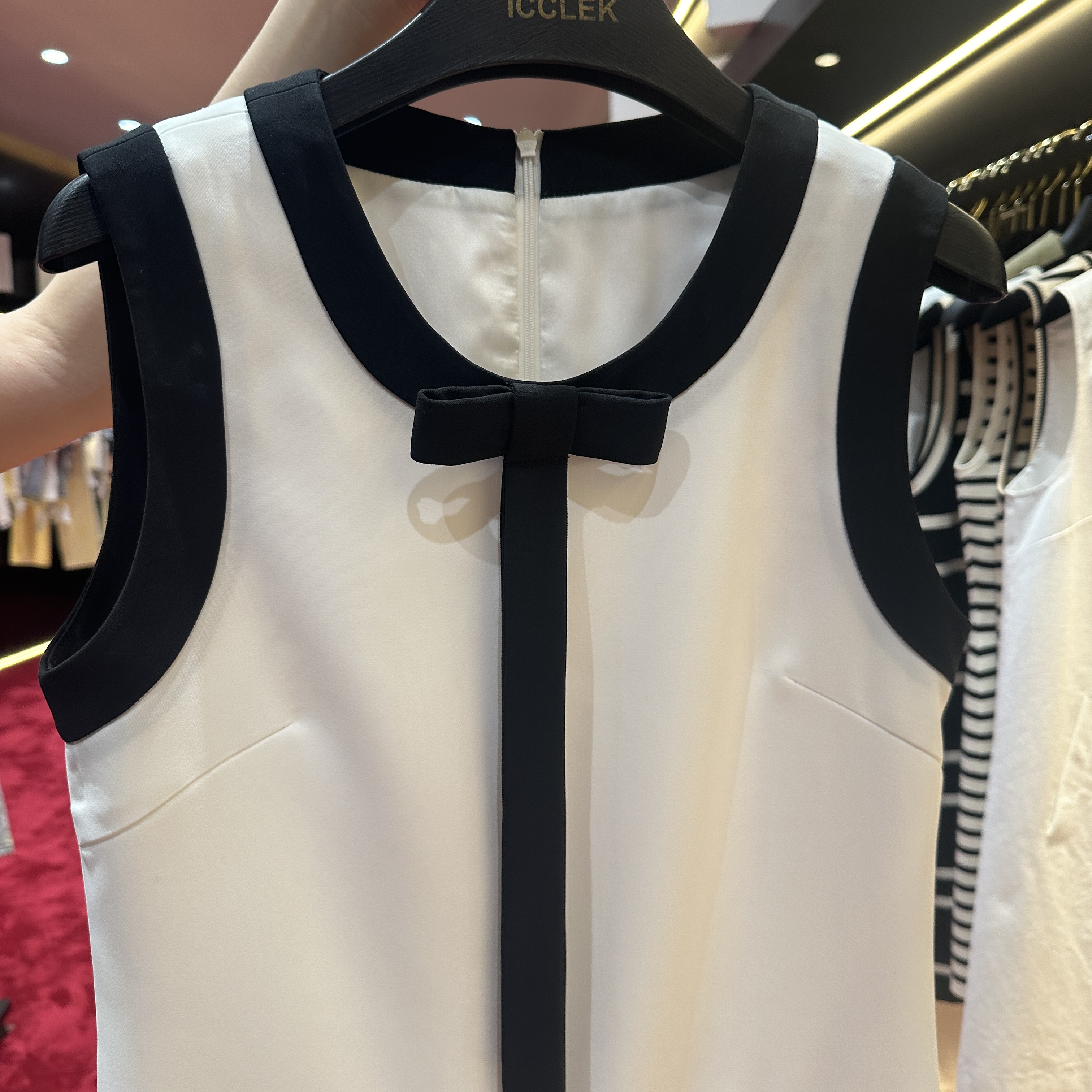 ICCLEK 圆领黑白撞色连衣裙小香风宽松气质显瘦百搭连 衣 裙-1363