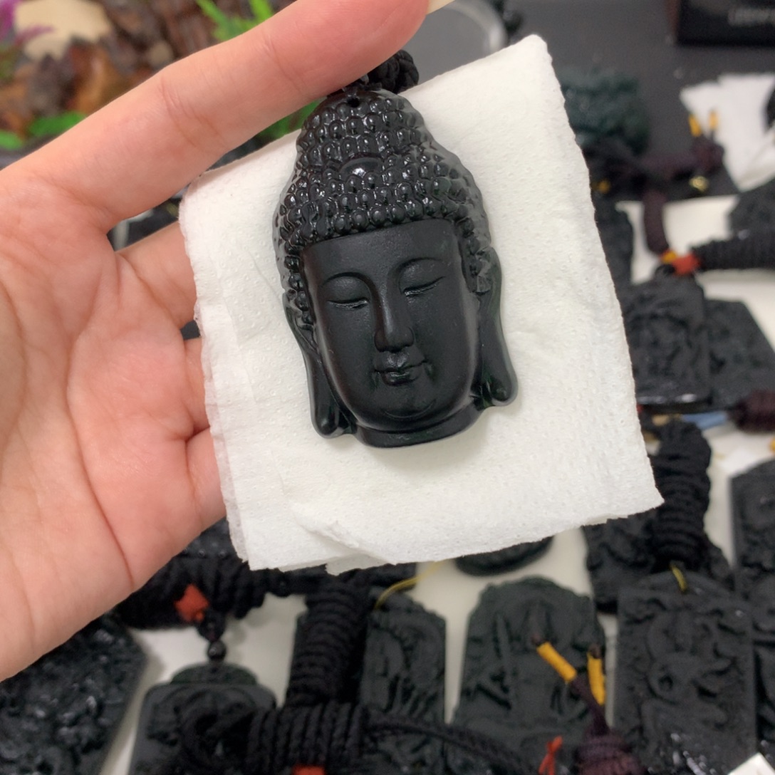 黄***深天然缅甸a货钢琴黑挂件