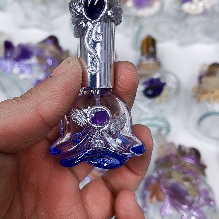 她***。未镶嵌摆件紫晶水晶