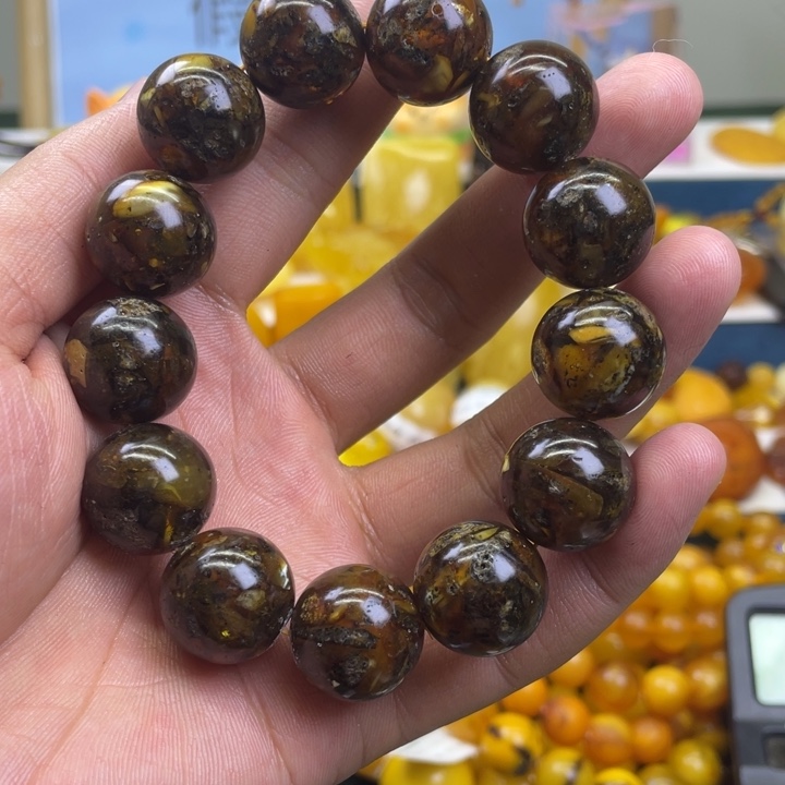 琥珀未镶嵌珠宝奇石