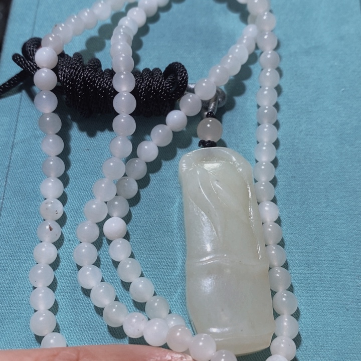 和田玉吊坠(赠链)未镶嵌