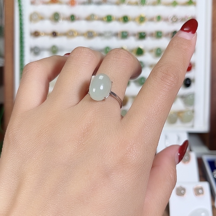 和田玉戒指银S925镀金镶嵌