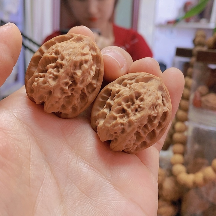 【闪购商品】文玩核桃把件31磐石蜡皮