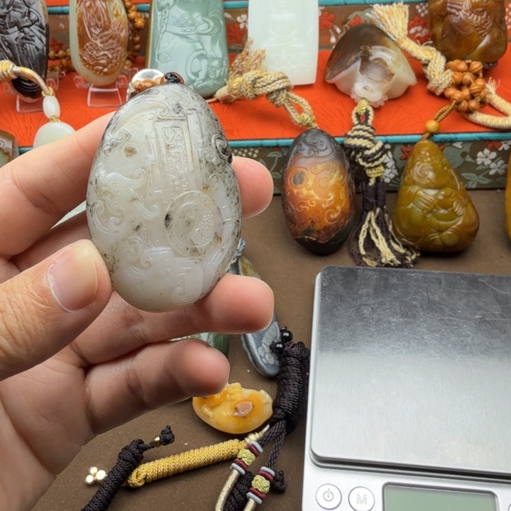 和田玉未镶嵌挂件