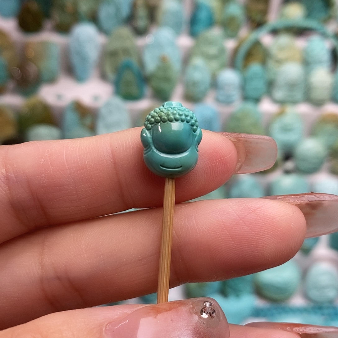 E***a绿松石未镶嵌绿松石