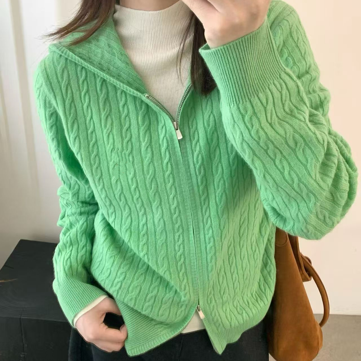 宽松型加厚打底连帽宽松慵懒风绞花纯色常规衫女5283