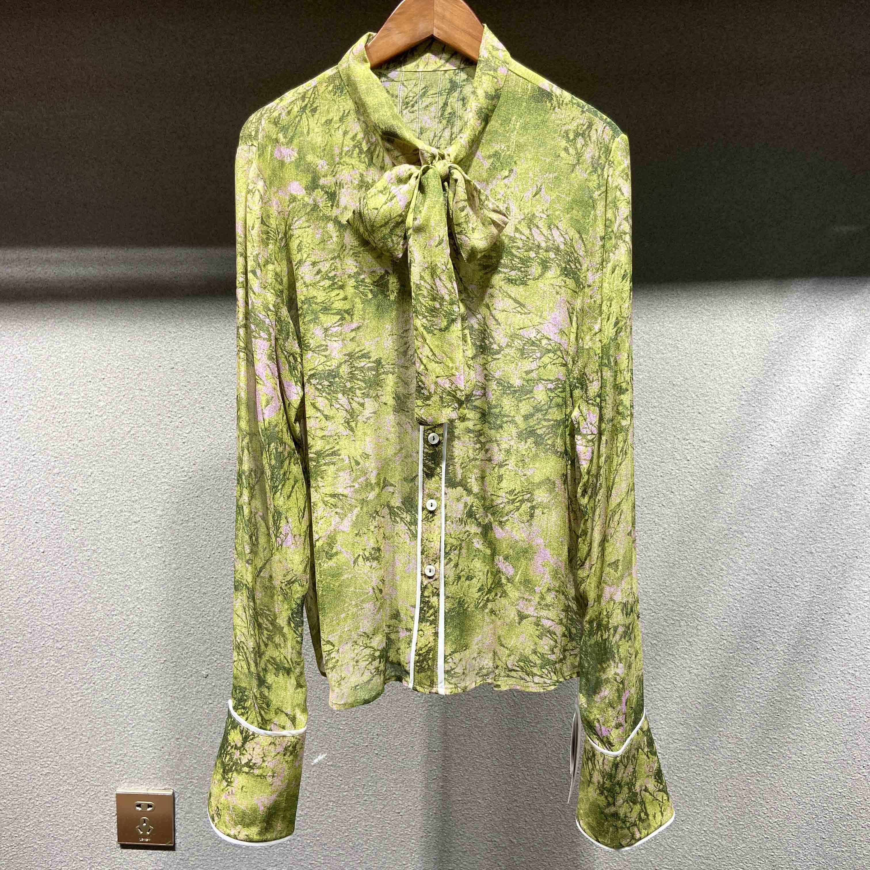 系带领印花百搭桑蚕丝衬衣S9009159