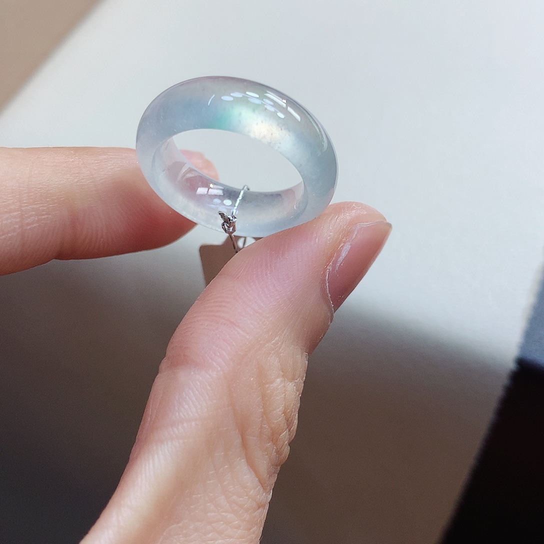 翡翠戒指未镶嵌?9号